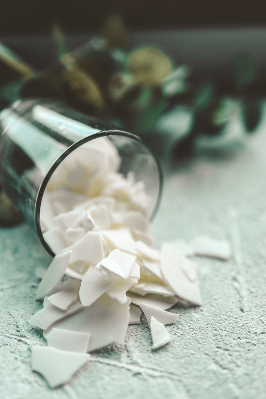 Top 3 reasons to choose a soy wax candle over paraffin wax - Ardour Studio